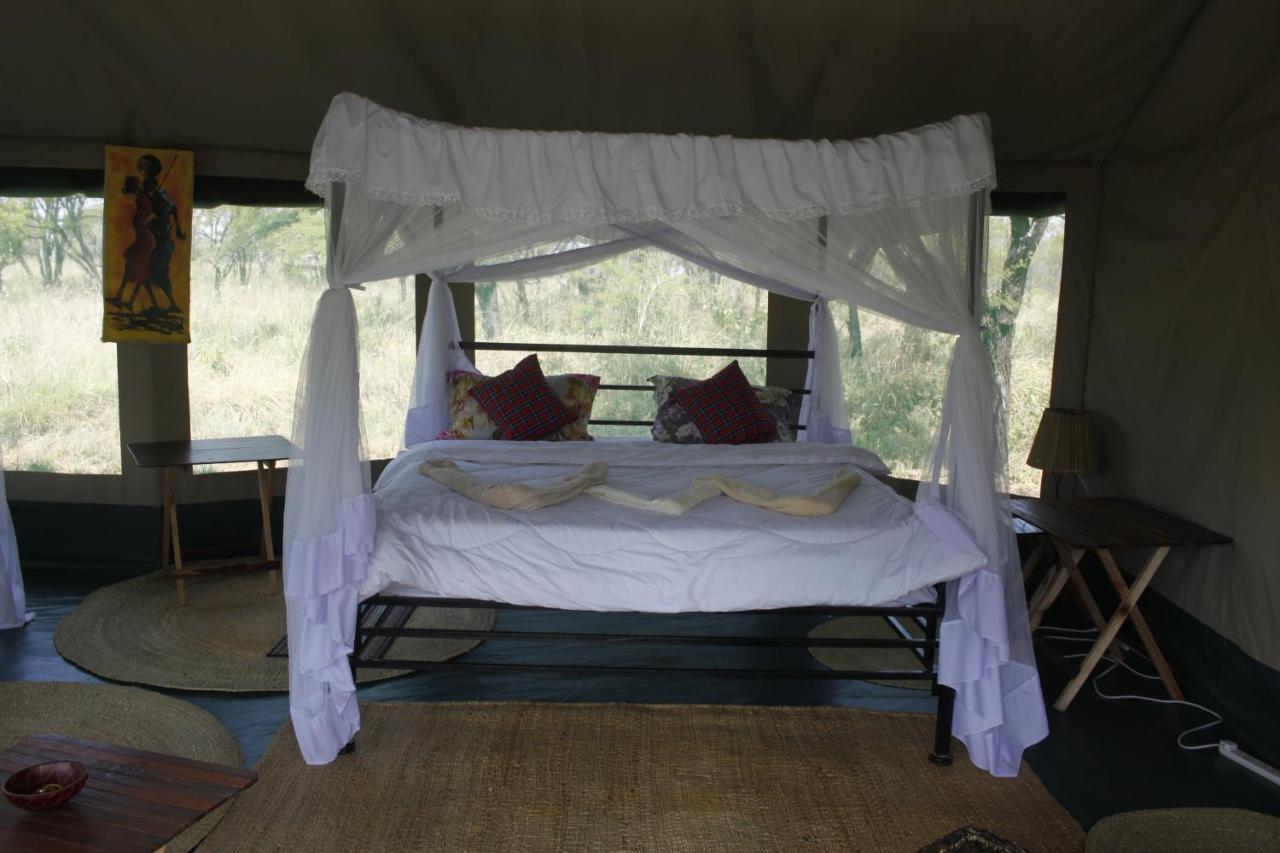 Osero Serengeti Luxury Tented Camp Banagi Екстериор снимка