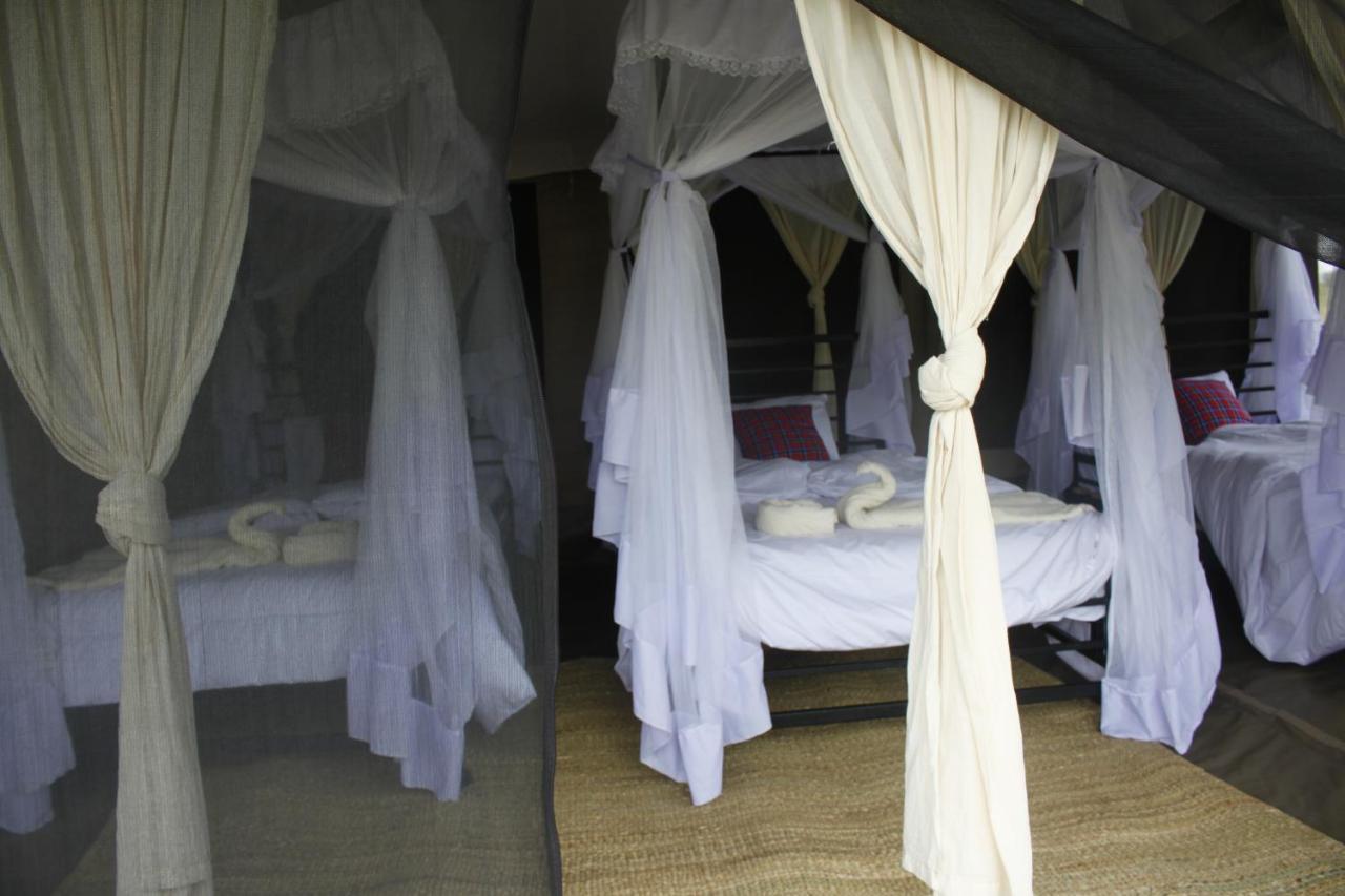 Osero Serengeti Luxury Tented Camp Banagi Екстериор снимка