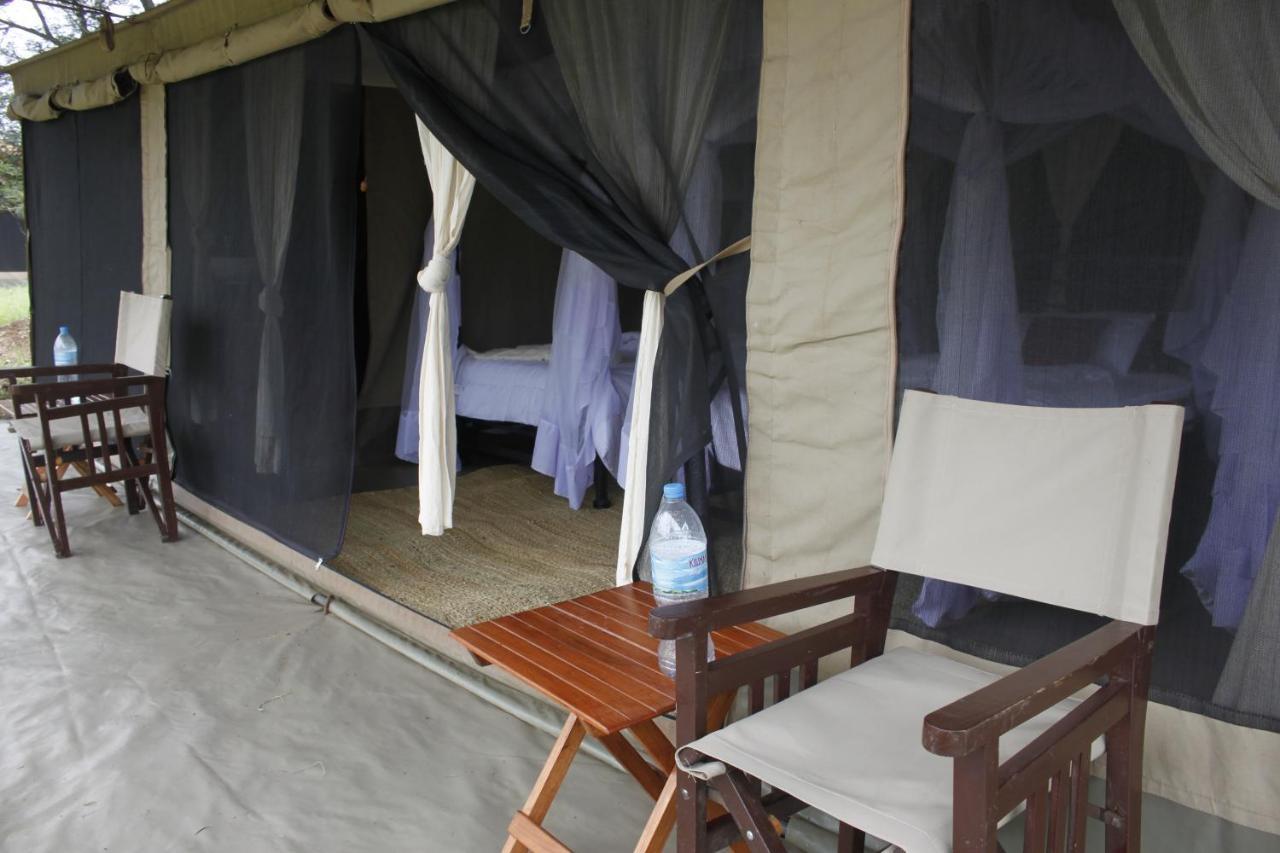 Osero Serengeti Luxury Tented Camp Banagi Екстериор снимка