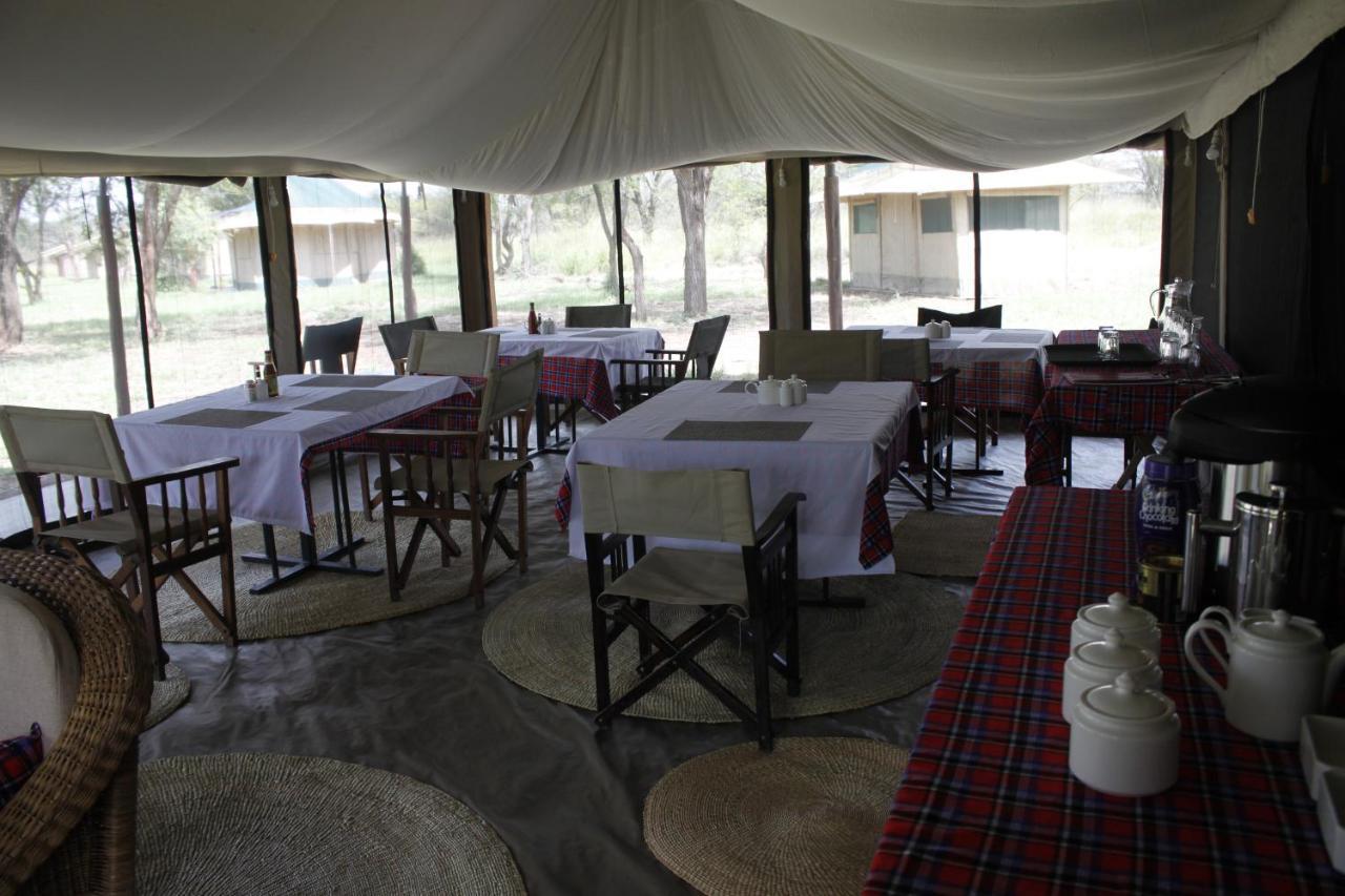Osero Serengeti Luxury Tented Camp Banagi Екстериор снимка